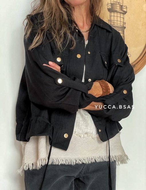 Campera liviana Delfina - black - Imagen 4