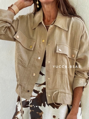 Campera liviana Delfina - beige