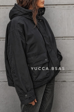 Campera impermeable Austral - black